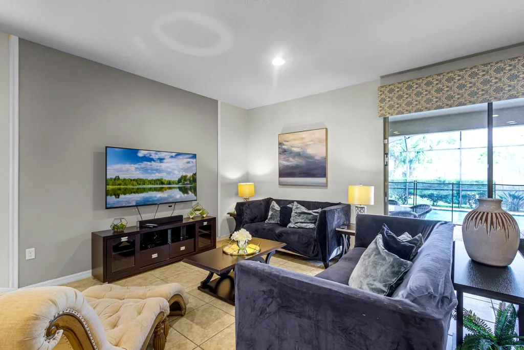 Living room at Nice Palms