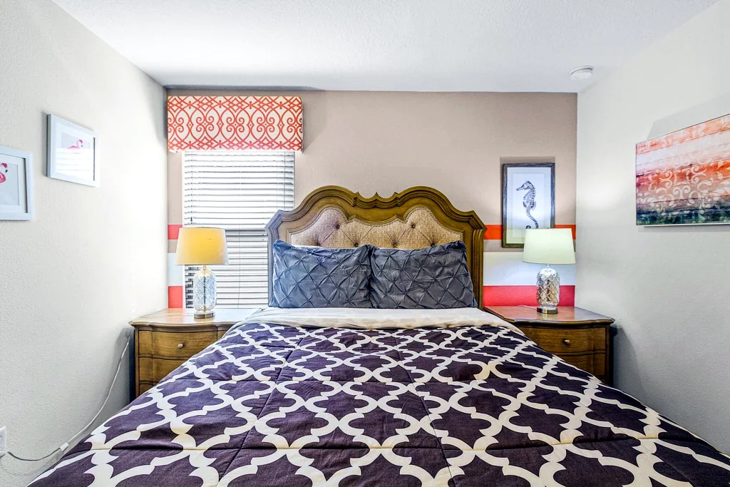 Queen bedroom at Nice Palms